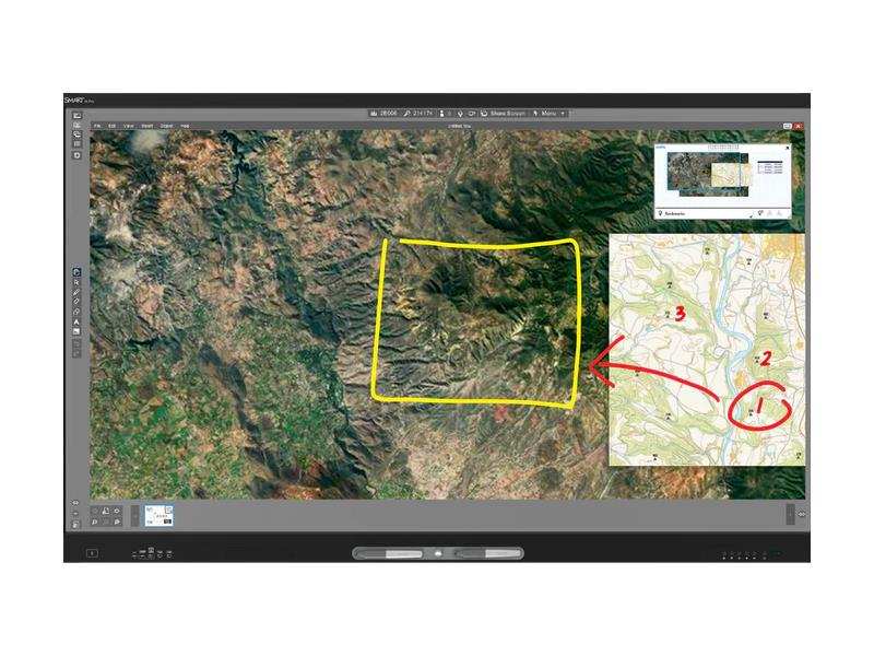 SMART Board M586-V5-P M Pro Series - 86" LED-backlit LCD display - 4K - for interactive communication - TAA Compliant Interactive Displays Smart Technologies