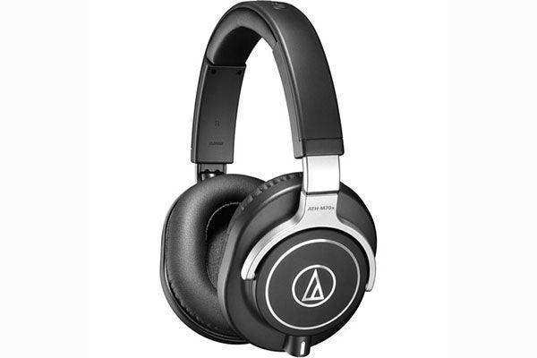 Audio-Technica ATH-M70X Closed-back professional monitor headphones, detachable cables. Microphones Audio-Technica