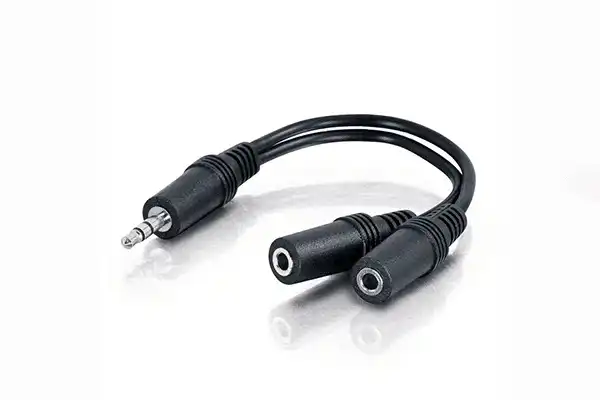 C2G 6ft (1.8m) One 3.5mm Stereo Male to Two 3.5mm Stereo Female Y-Cable - CG40427 Audio & Video Cables C2G