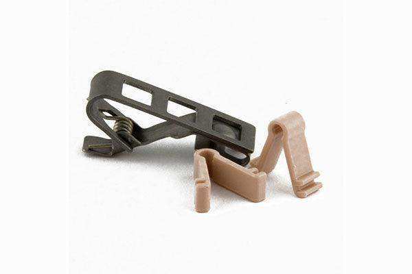 Sennheiser MZQ02 Dual post tie clip for MKE 1, MKE Platinum, MKE2, MKE102 and MKE104 (black) - 543653 Microphones Sennheiser