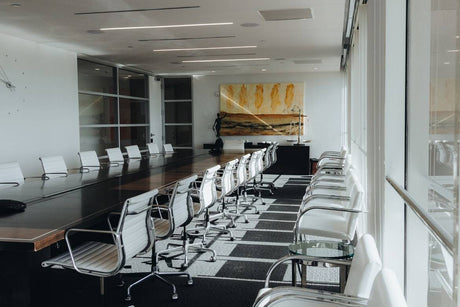 8 MEETING ROOM LAYOUTS FOR EFFECTIVE TEAM COLLABORATION