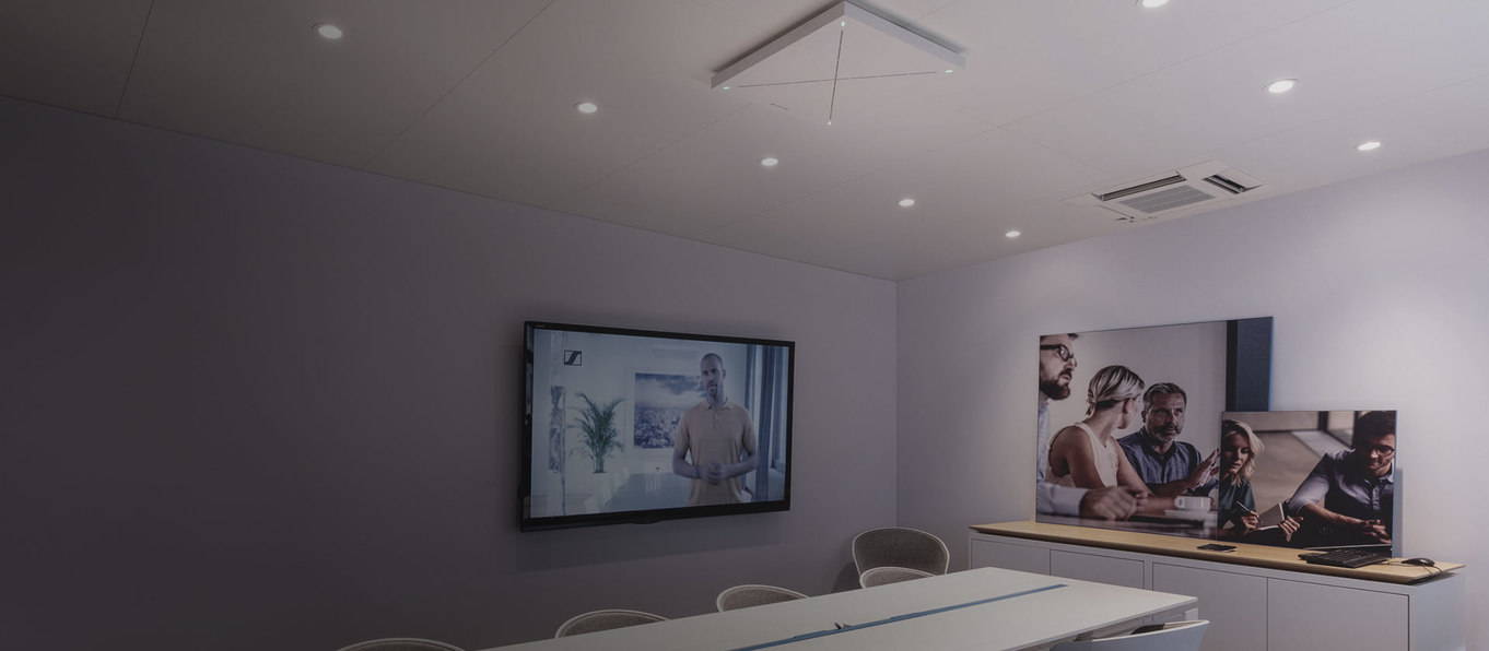 The advantages of the Sennheiser TeamConnect Ceiling 2 microphone with TruVoicelift