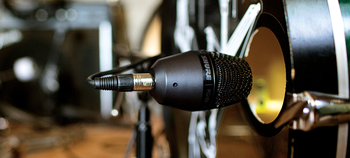 Shure PGA52-XLR Cardioid swivel-mount dynamic kick-drum microphone - XLR-XLR cable Microphones Shure