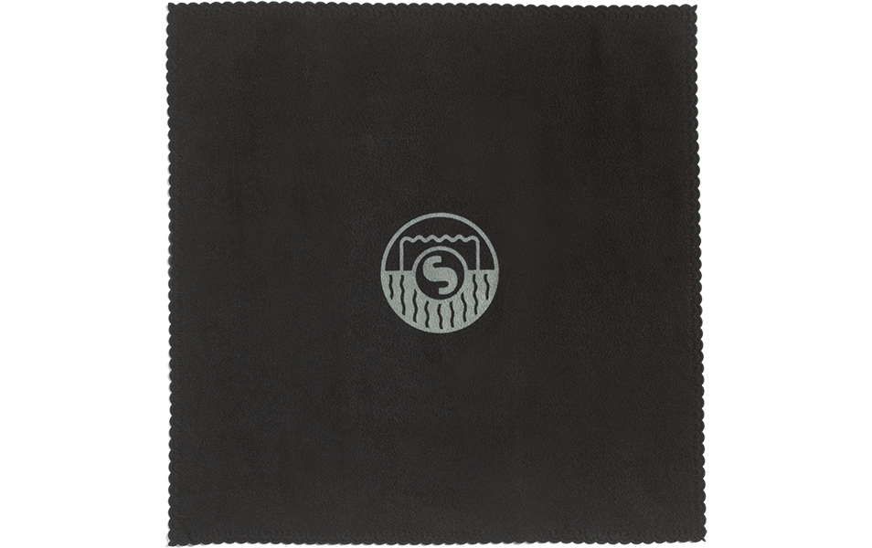 Shure A300PC Shure "Circle S" Polishing Cloth Microphones Shure
