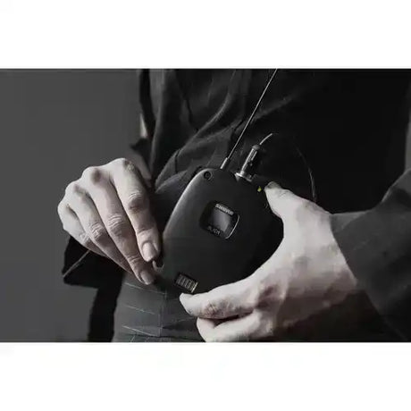 Shure SLXD14/85M Wireless Lavalier Microphone System G58 Band Microphones Shure