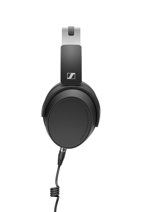 Sennheiser Professional reference studio headphones (closed back) HD 480 with Travel Case. Includes HD 480 Headphones, HD 480/490 PRO Coiled Cable, HD 480/490 PRO Travel Case, Quick Guide and Safety Guide Headphones Sennheiser