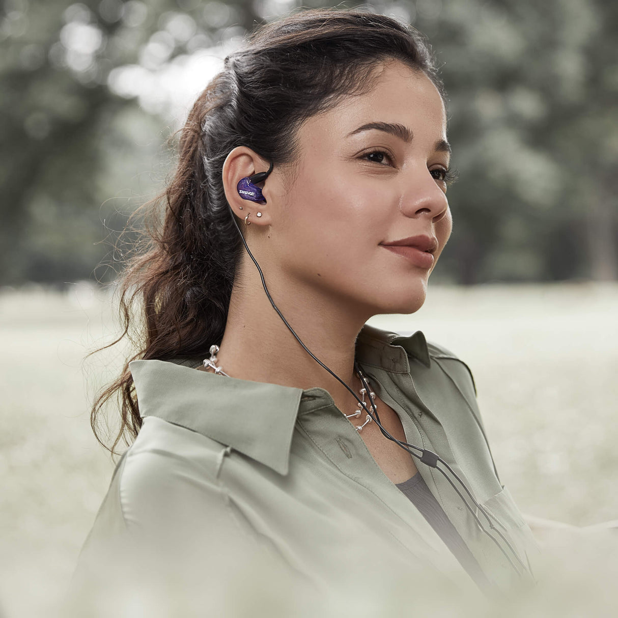 Shure SE215 Special-Edition Sound-Isolating Earphones with Detachable 3.5mm Cable (Blue) - SE215SPE Microphones Shure