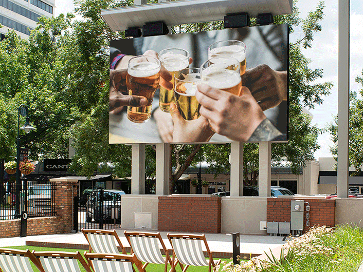 Planar Luminate Ultra W high-brightness outdoor LED install