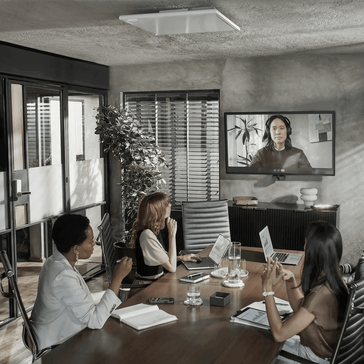 Shure MXA902W-S Integrated Conferencing Ceiling Array (White, Square) - Creation Networks