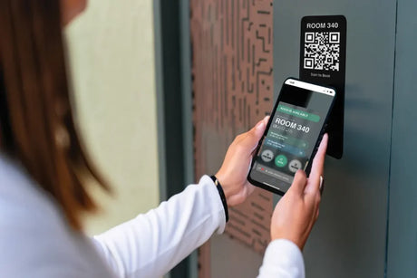 Choros gateway enables wireless availability lights throughout your facility