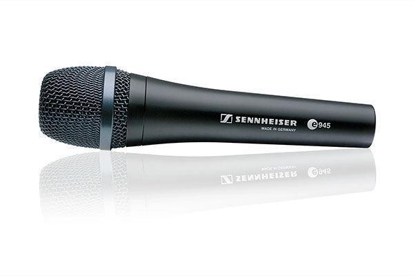Sennheiser e 945 Handheld microphone (supercardioid, dynamic) with 3-pin XLR-M. Includes (1) MZQ 800 clip and (1) carrying pouch (11.6 oz) - Creation Networks