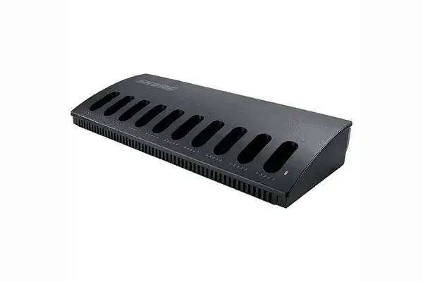 Shure MXCWNCS-US 10-Bay Networked Charging Station for SB930 Batteries (US) Microphnes Shure